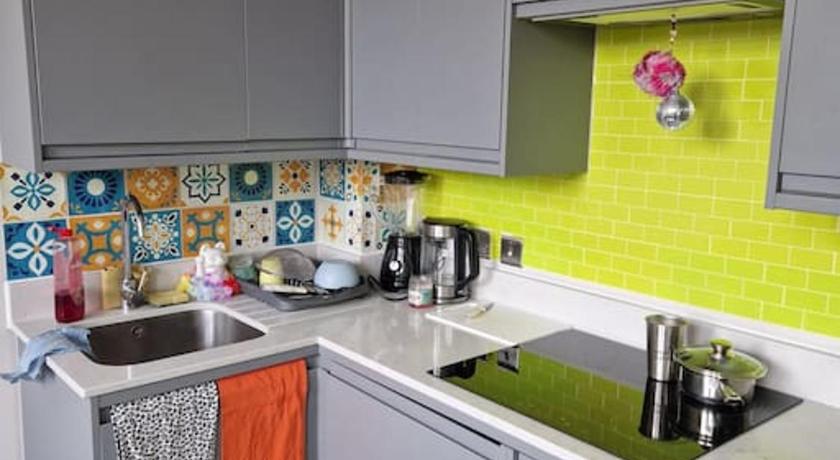 Stylish and spacious new flat
