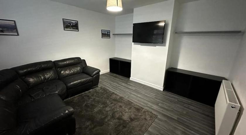 Large 3 bed property