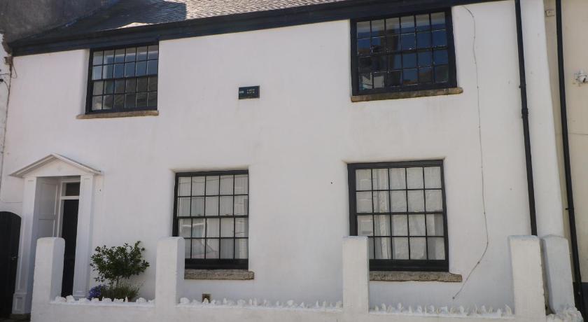 Carew House Cottage