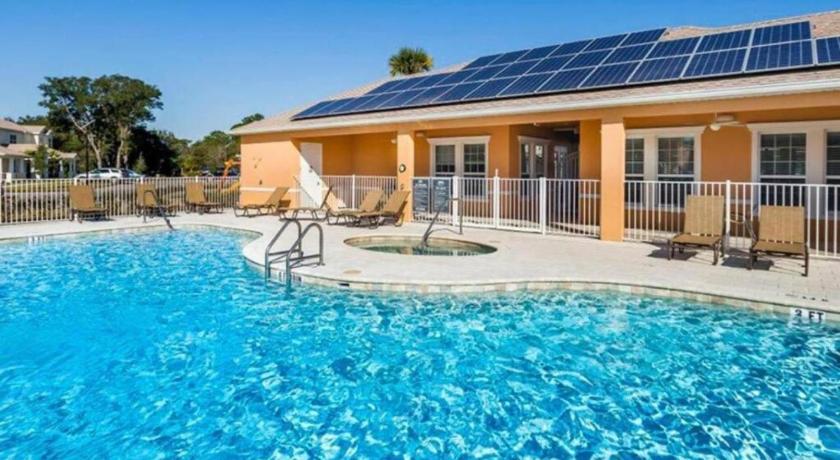 Five Vacation Homes - Orlando