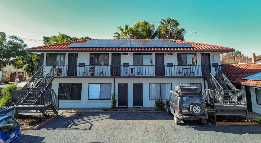 Sanz Motel Wentworth