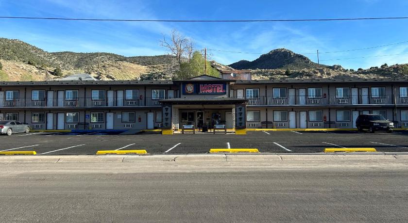 Four Sevens Motel