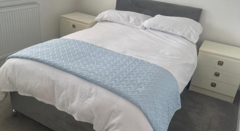 Mayfield guest rooms