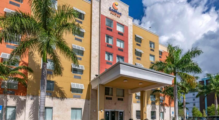Comfort Suites Fort Lauderdale Airport South & Cruise Port