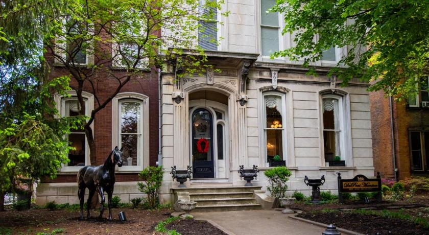 DuPont Mansion Bed & Breakfast