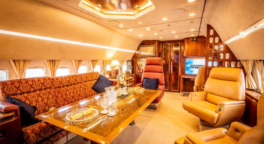 Boeing 727 Airliner Private Jet