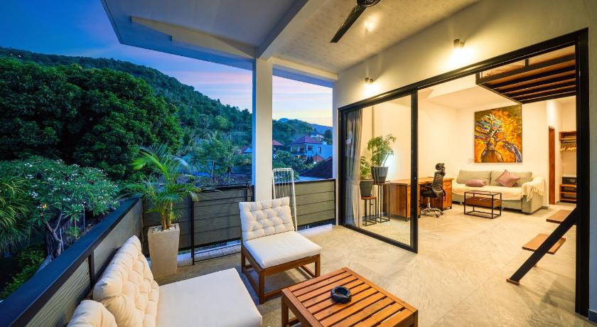 Travel Room Lipah Beach