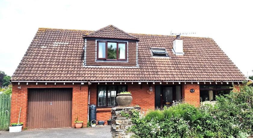 Wadebridge, 14 St Matthews Hill