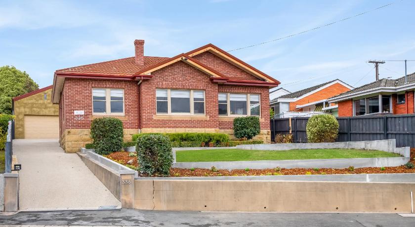 Gorgeous Hobart Accommodation - Park on Park - New Town