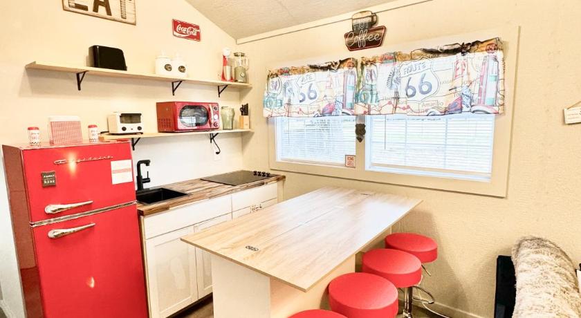 Charming Rt 66 Tiny Cabin-Mins to Main St