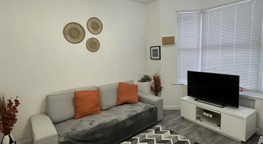 Southampton Bridge Home by AFL