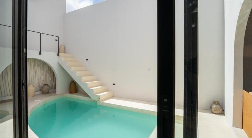 Noah Village Bali