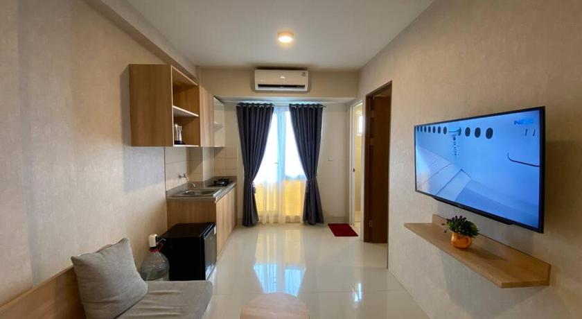 Apt Oak Tower 2BR with Wi-Fi & Pool by Damaresa