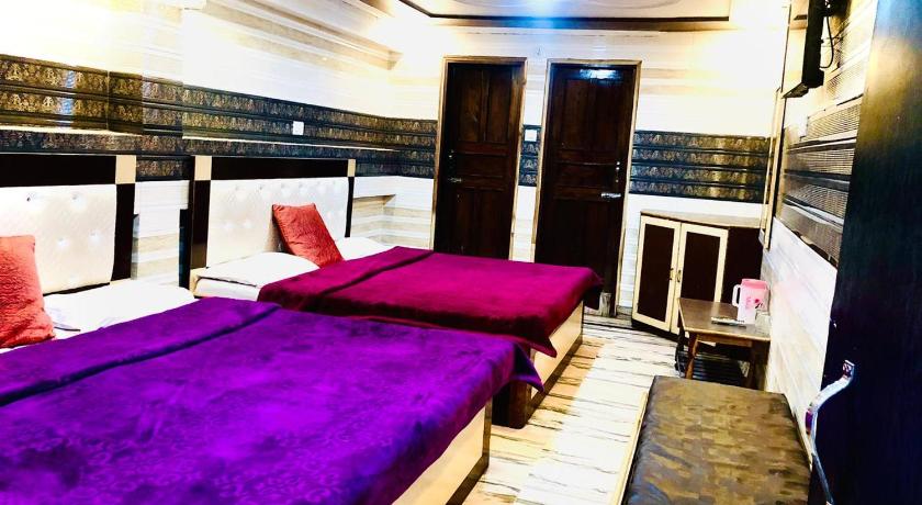 Best place to stay in Nainital - hotel suntez