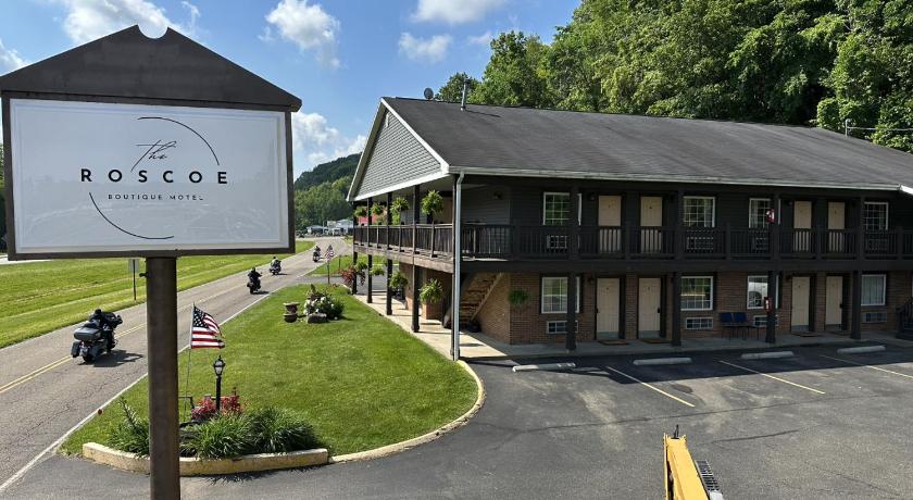 The Roscoe Boutique Motel