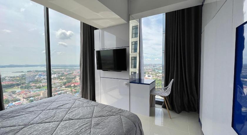 PANORAMIC Apartment Units with VIEWS Managed by AIO Pollux Meisterdadt