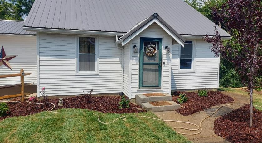 5BR Home - Pets Allowed by ARK Experience