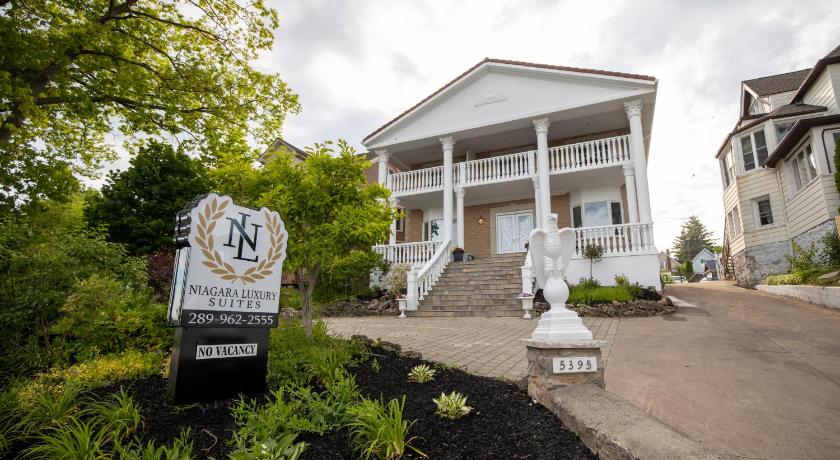 Niagara Luxury Suites