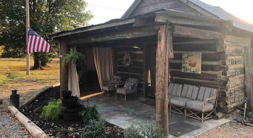 Sunset Log Cabin