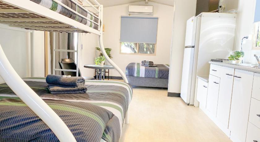 AAOK Moondarra Caravan Park
