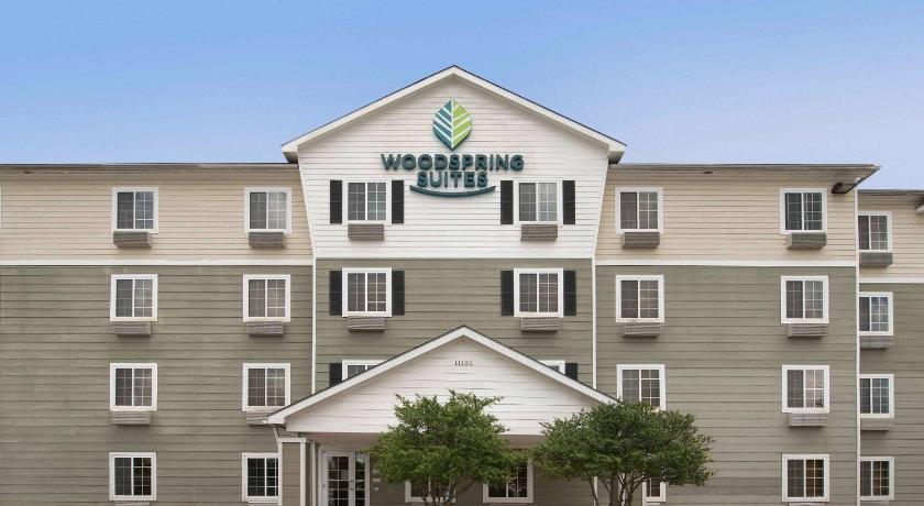 WoodSpring Suites Austin North I-35
