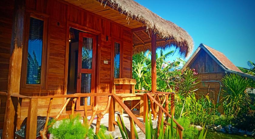 Umah Kayu 2-Menjangan Homestay