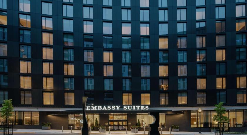 Embassy Suites by Hilton Madison Downtown