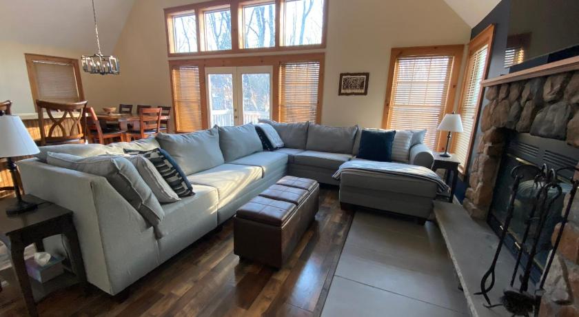 Gorgeous House in Camelback Mountain near lifts!