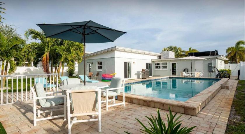 Coral Cottage Pool & Beach & Golf