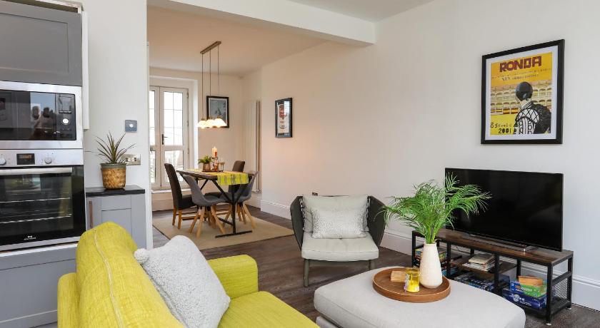 Harbourside Apartment