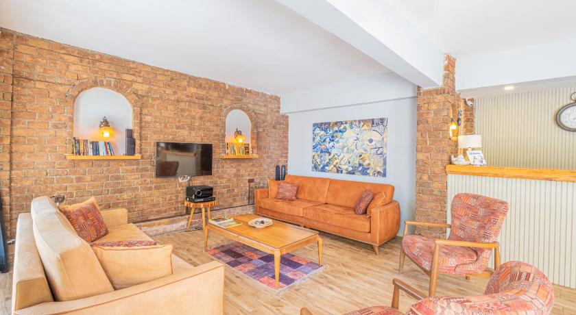 Himm Hotel - image 7