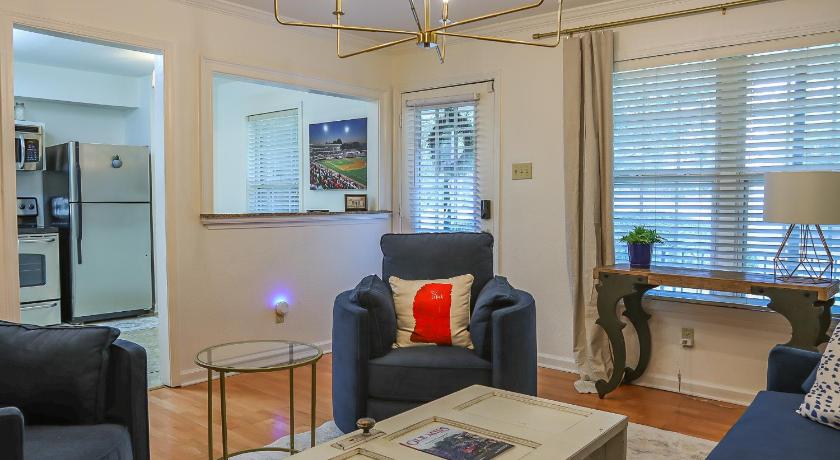 Oxford Condo