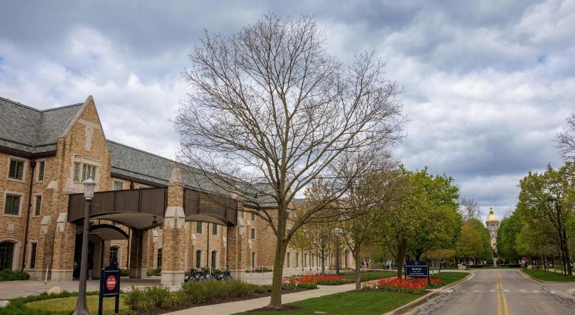 Morris Inn at Notre Dame