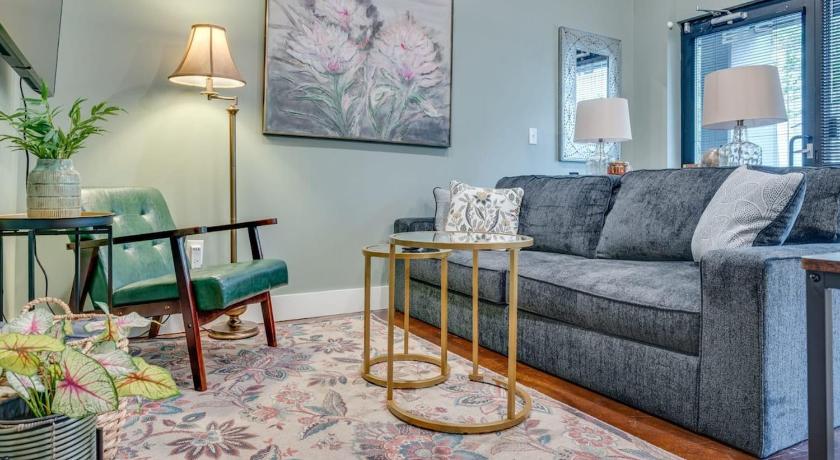 NEW Studio w 2 Queen Beds 7 mins to Broadway