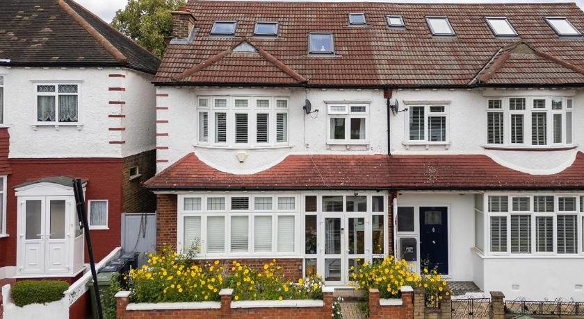 Wavertree House