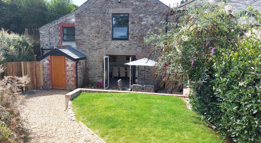 Swallows Rest Cottage - 3 Bedrooms - Nr Looe