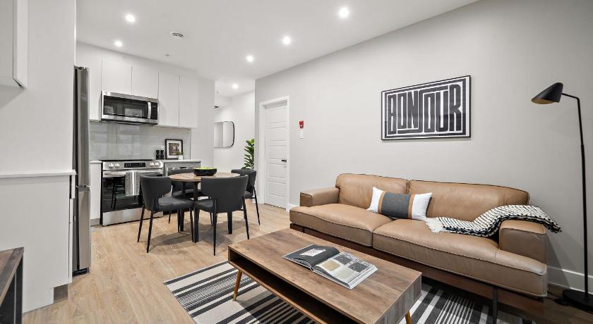 Best place to stay in Montreal Canada - Hotel 511 Place d'Armes Apartments 2Br 61