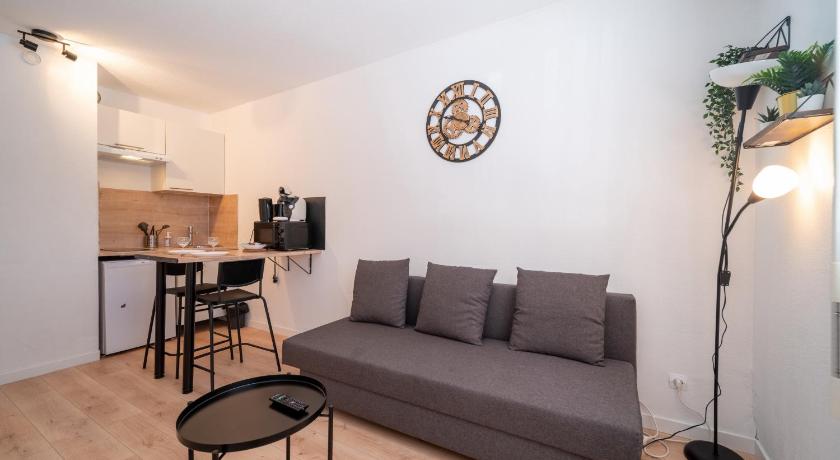 Best place to stay in Marseille France - Appartement tout equipe a 6min de St Charles