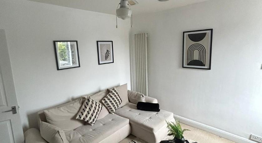 Ipswich town centre two bed apartment