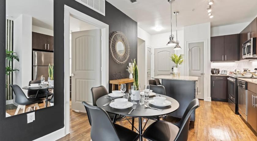 Lux 1B w Pool Near Toyota HQ The Star Legacy West 2320