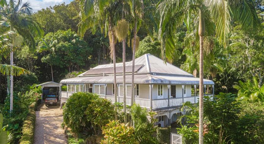 Glenelg Residence