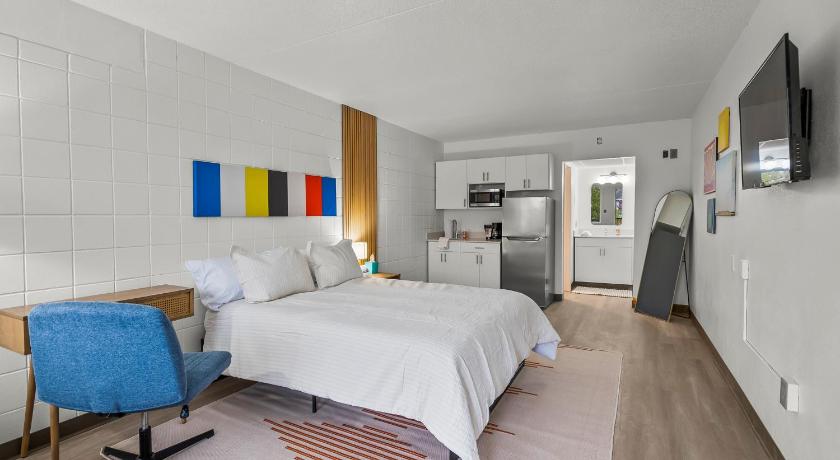 The Lindell Motor Lodge