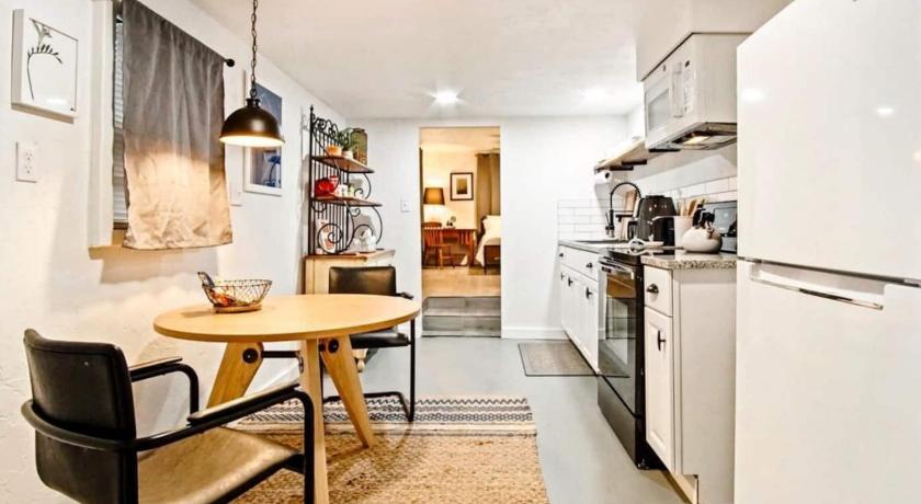 Budget Studio Rainfall Shower Pet-friendly #c2