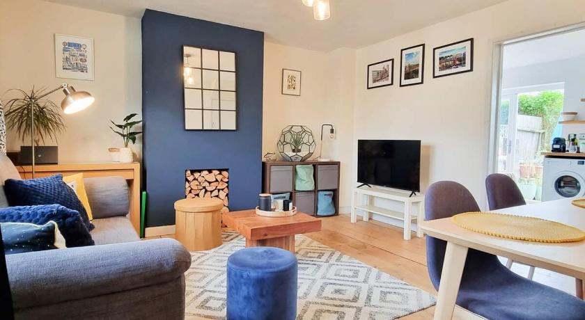 Luckwell Cottage two bedroom