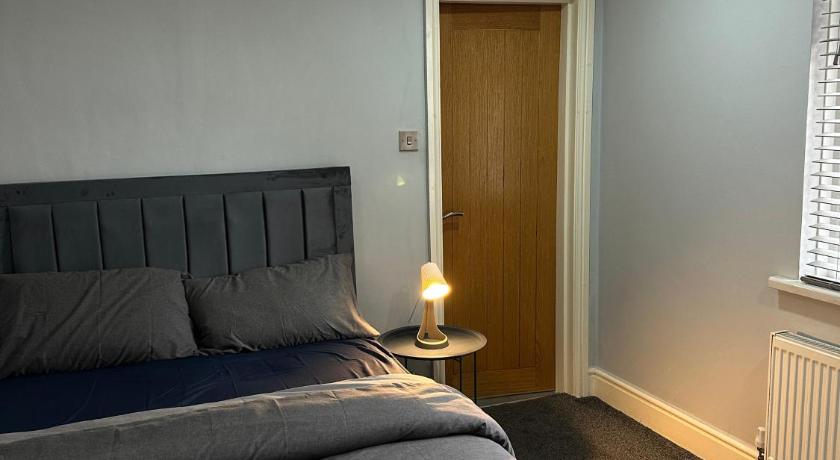 Budget Room with Private Bathroom