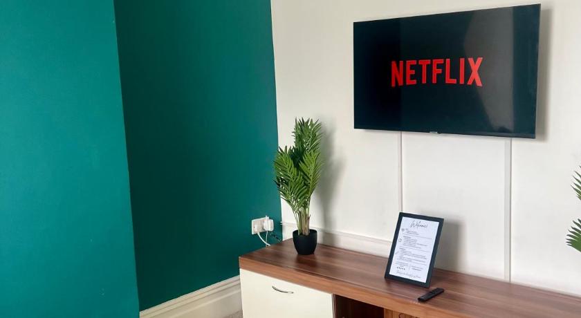 Spacious Haven Near University of Leicester