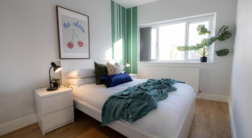 Charming Chalk Farm Properties