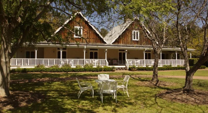 The Carriages Boutique Hotel and Vineyard