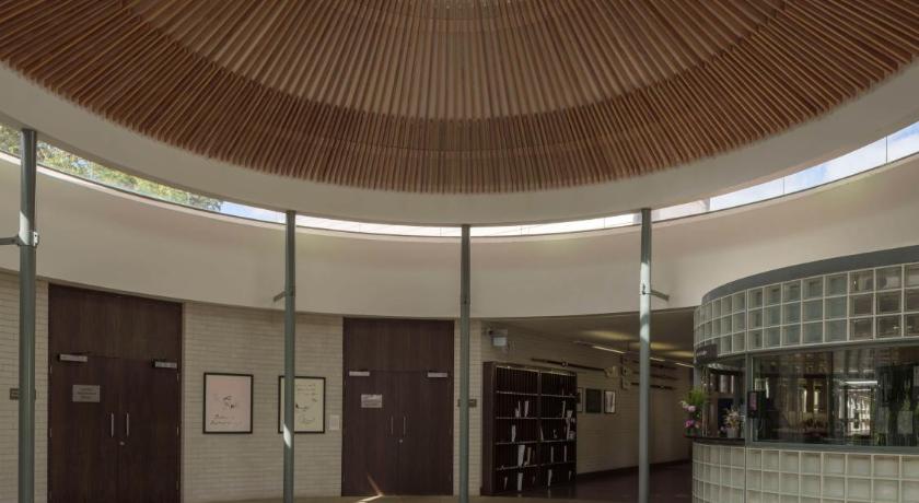 Murray Edwards College, Cambridge