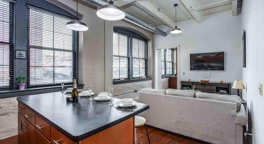 NY Style Loft with KingBed